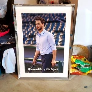 Large silver plastic picture frame